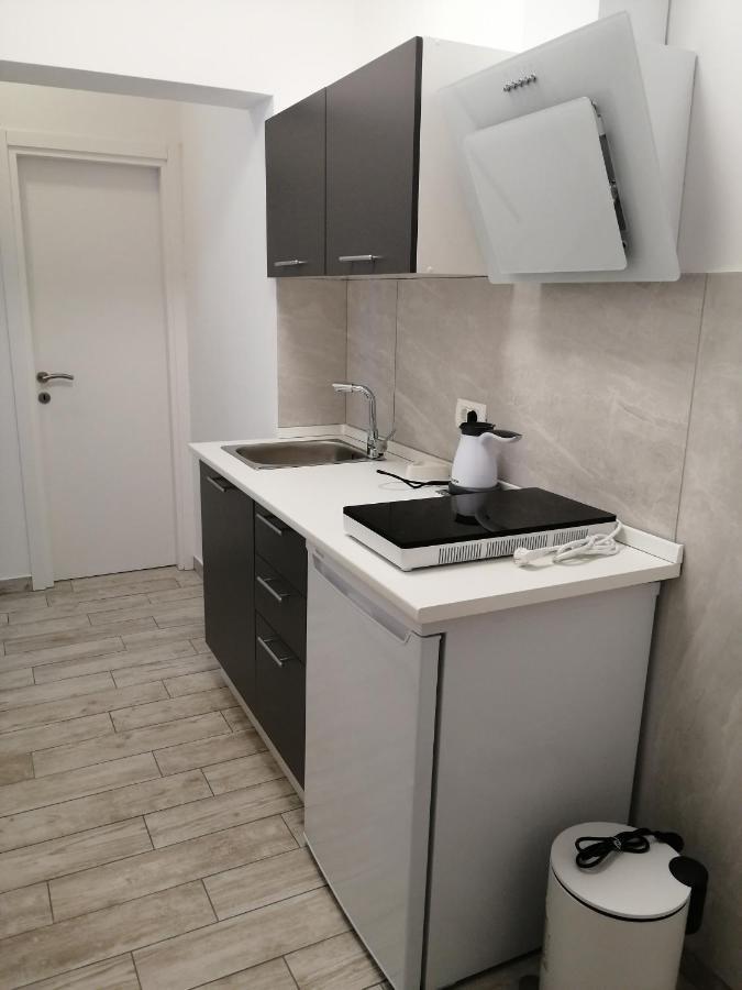 Apartmani Nevera Krk Town Buitenkant foto